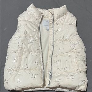 Old Navy Cream Star Puffer Vest